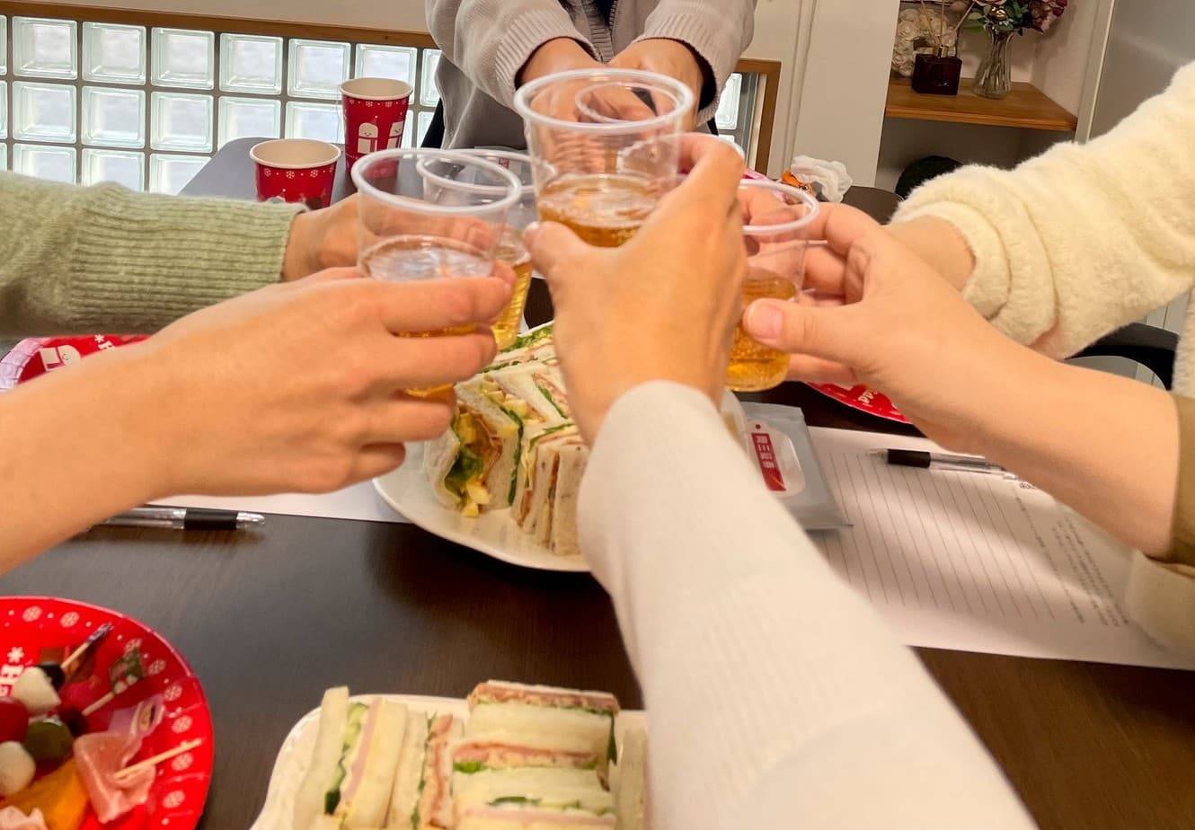 和歌山・大阪泉南の結婚相談所婚活サロンテマリアージュ会員限定交流会乾杯